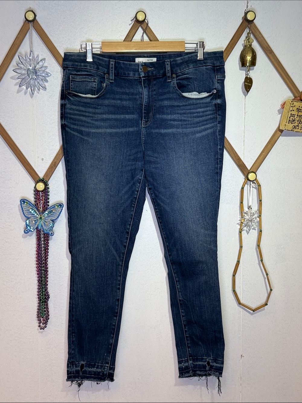 Buckle Indigo Cropped Frayed Hem Skinny Jeans